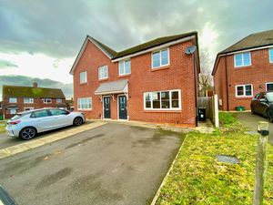 Main Photo- click for photo gallery